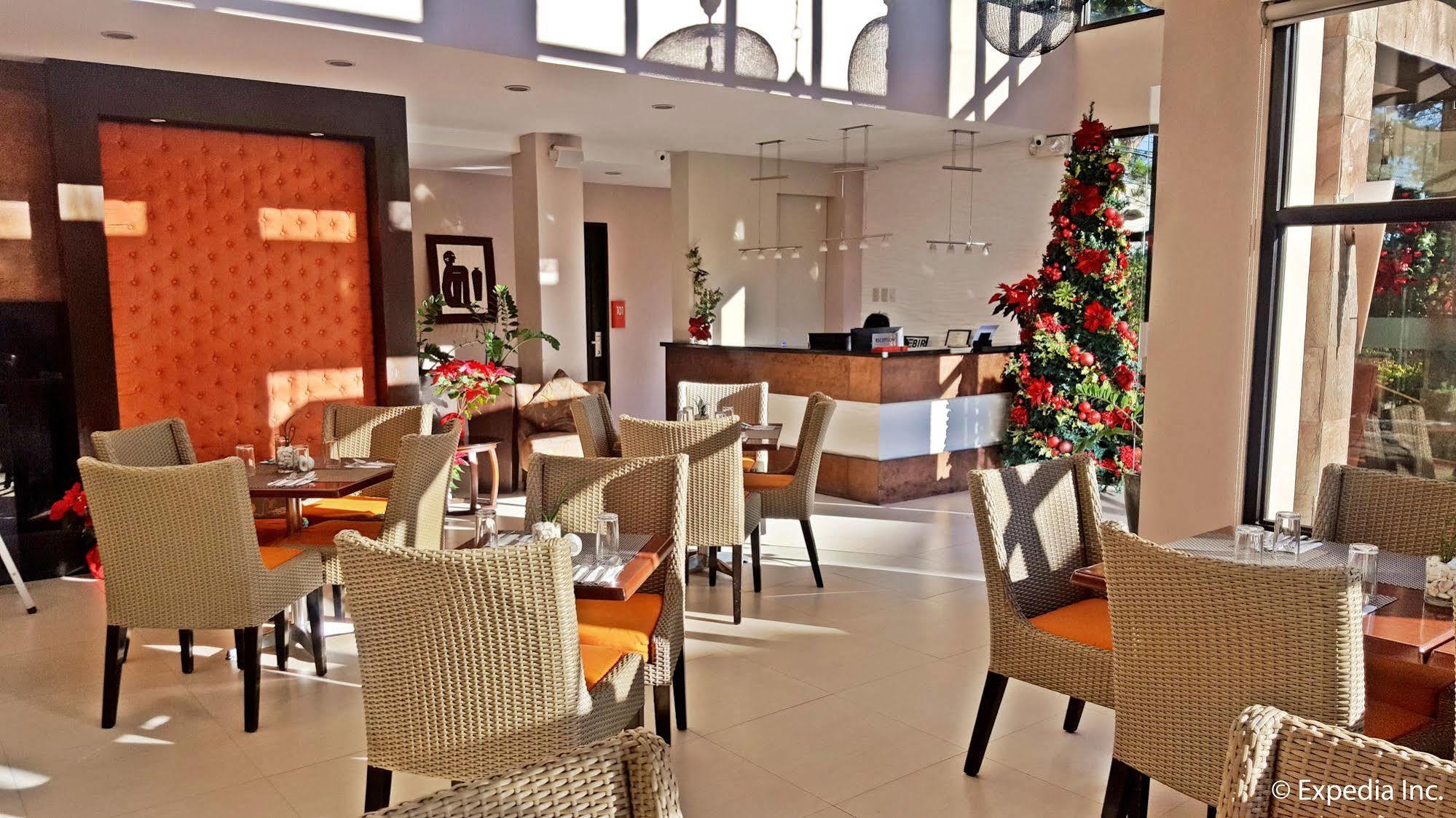 Giraffe Boutique Hotel Baguio City Buitenkant foto