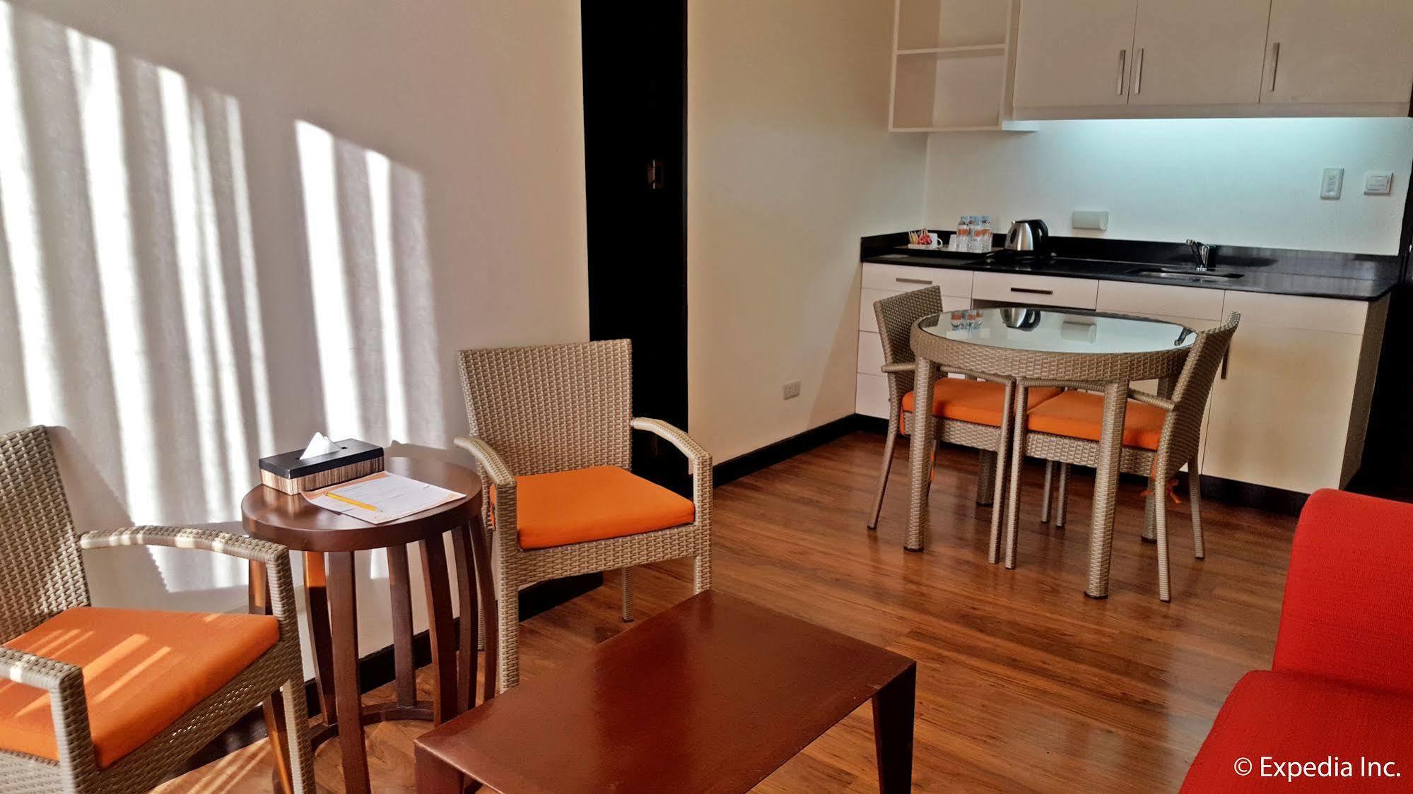 Giraffe Boutique Hotel Baguio City Buitenkant foto