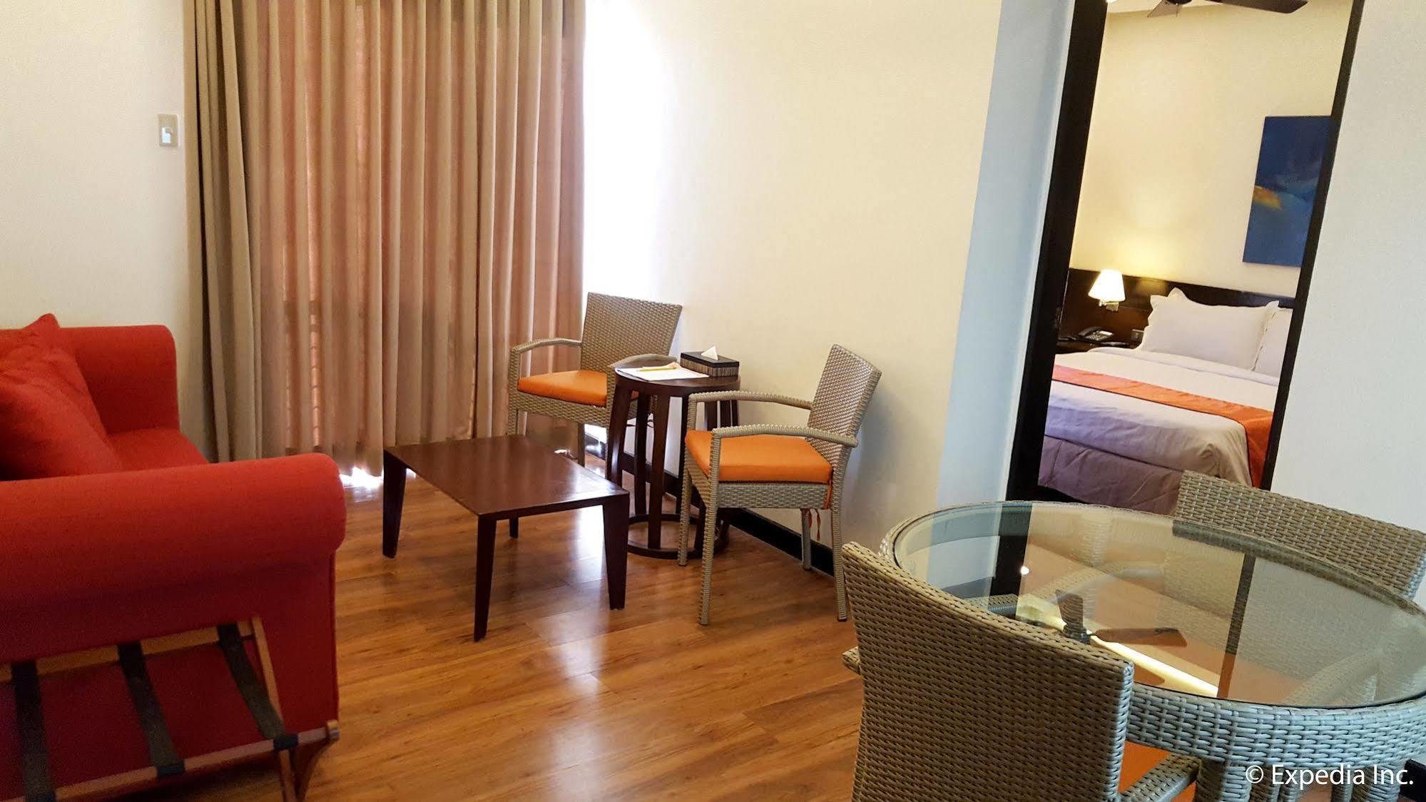 Giraffe Boutique Hotel Baguio City Buitenkant foto